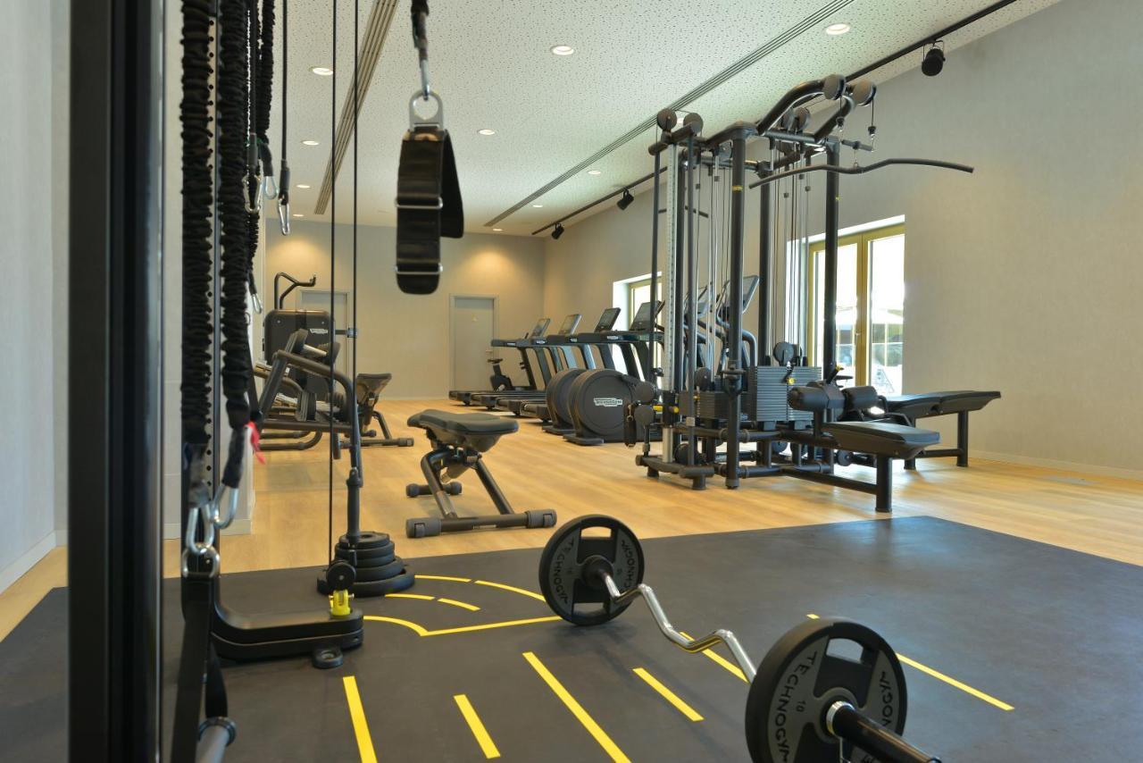 Mk Hotel Tirana Rinas Екстериор снимка The gym at the hotel