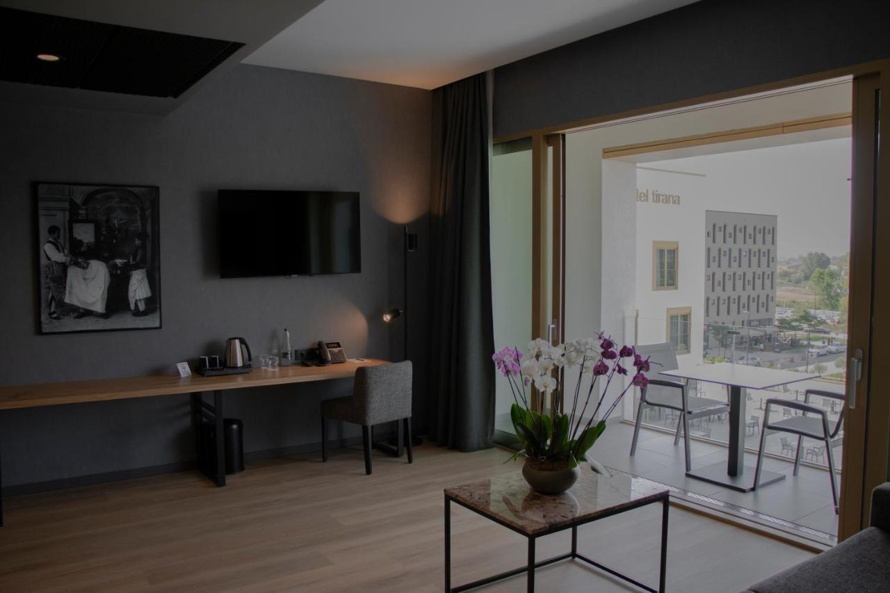 Mk Hotel Tirana Rinas Екстериор снимка A room at the hotel
