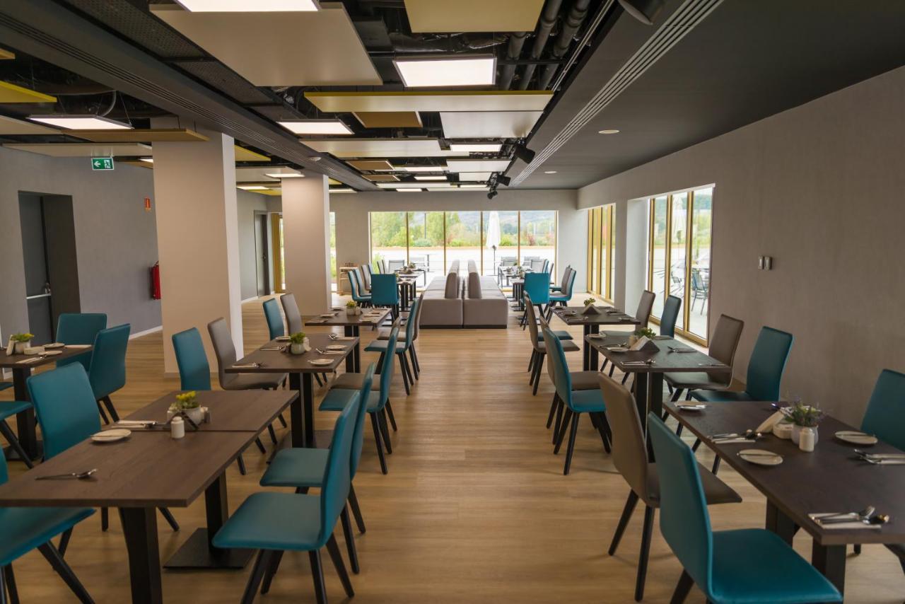 Mk Hotel Tirana Rinas Екстериор снимка The restaurant at the new terminal