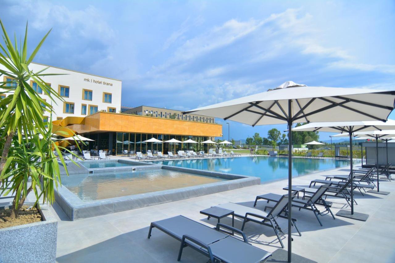 Mk Hotel Tirana Rinas Екстериор снимка The swimming pool at the hotel