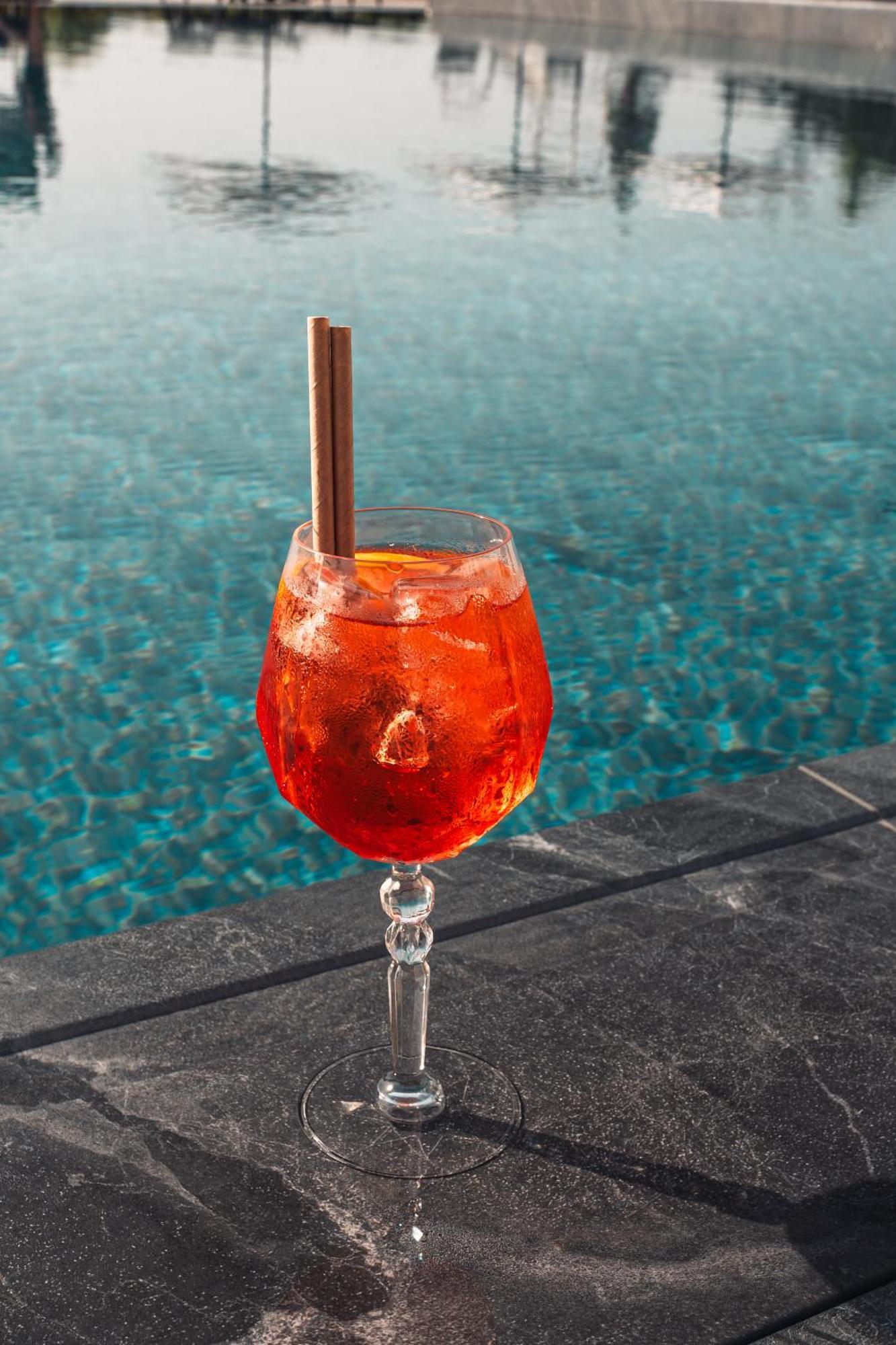 Mk Hotel Tirana Rinas Екстериор снимка A glass of Aperol Spritz